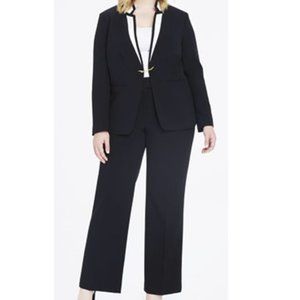 NEW Tahari Plus Colorblocked Collar Crepe Pantsuit